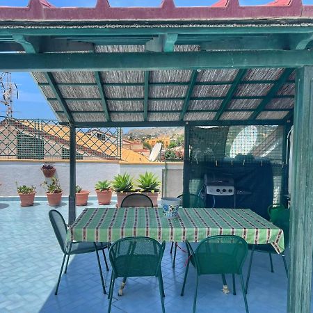 Апартаменты La Terrazza Sul Mare Порт-Эмпедокле Экстерьер фото